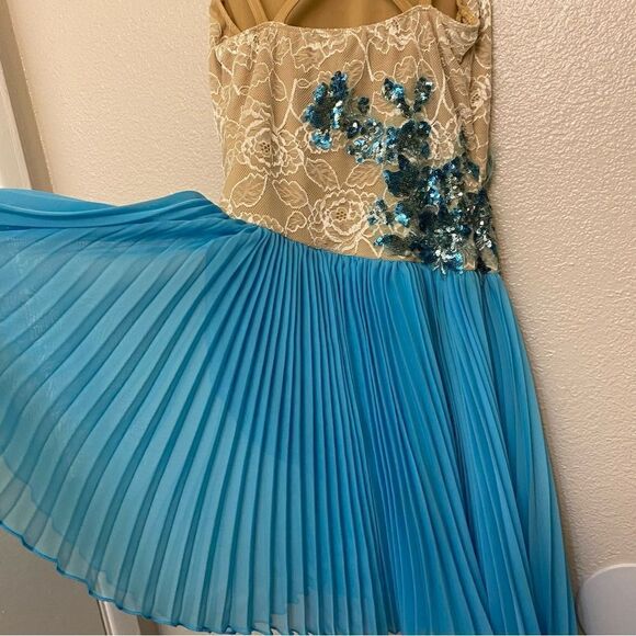 A Wish come true Dance costume aqua blue pleated sequin V1854Y Fidelity Adult MA - Picture 8 of 15